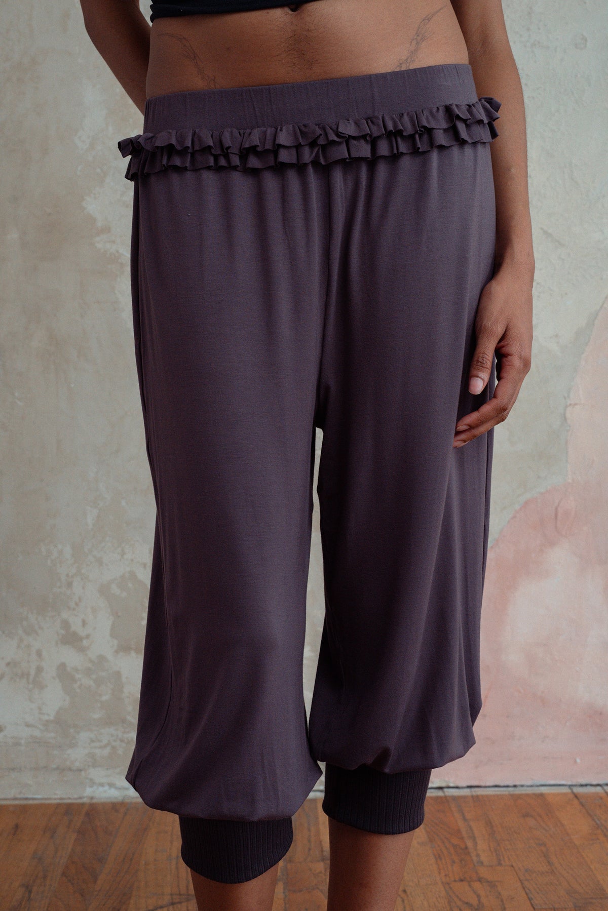 Moon capris